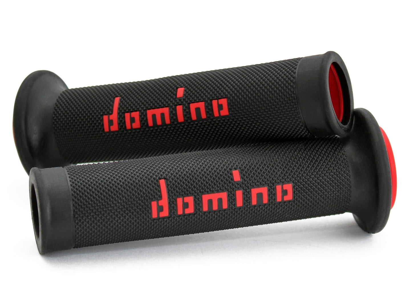 Domino Red Grips